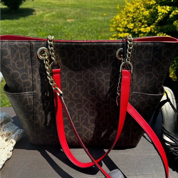 Brand new Calvin Klein purse - Picture 2 of 2